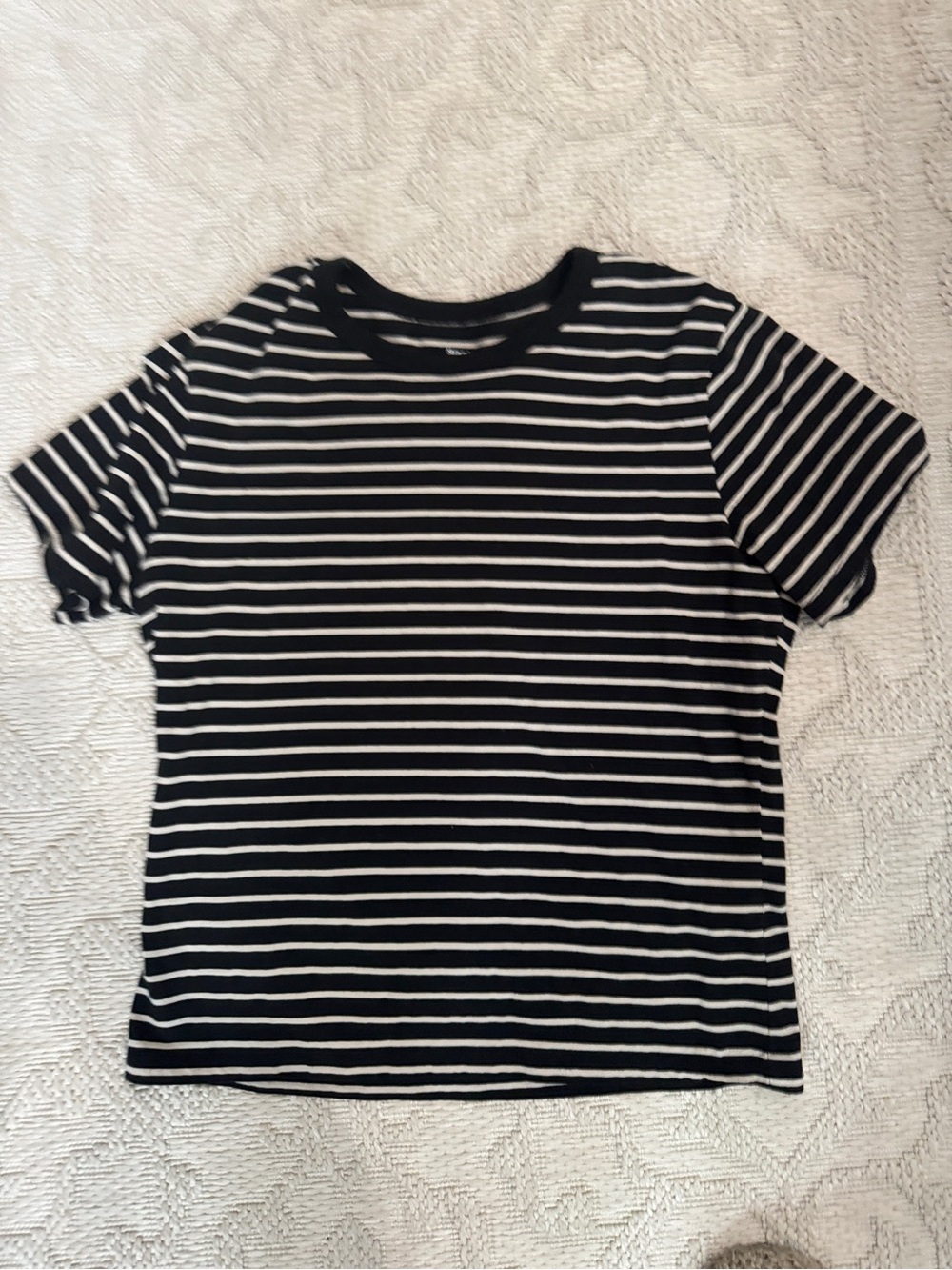 Abercrombie & Fitch Skimming Tee Black with beige stripes